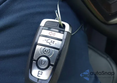 2025 Ford F-150 Platinum z USA, uszkodzony, nr VIN 1FTFW7LD2SFA43688